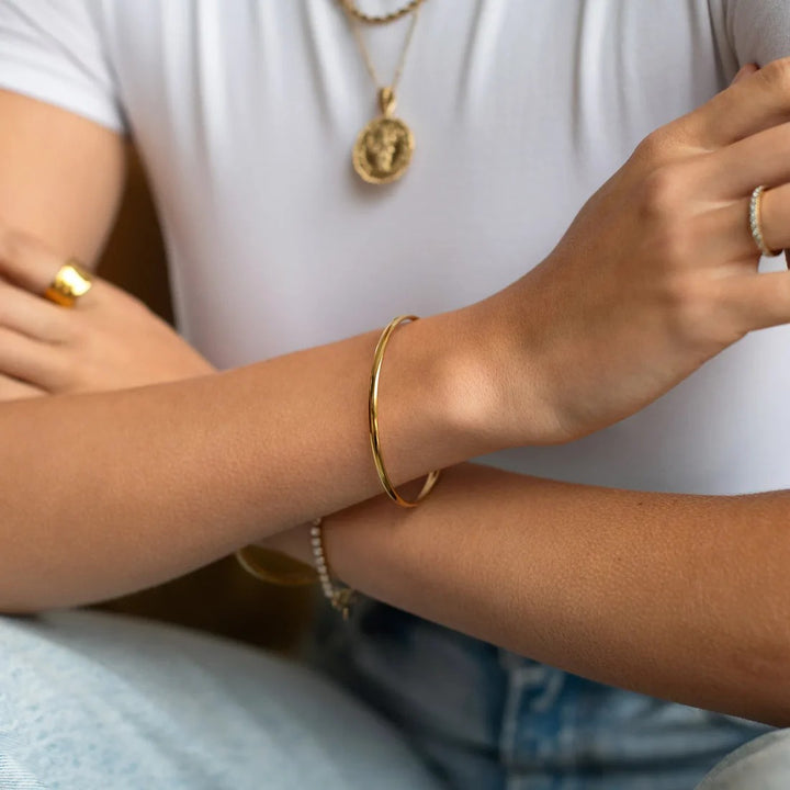 Lyoir | Women's Classic Golden Bracelet
